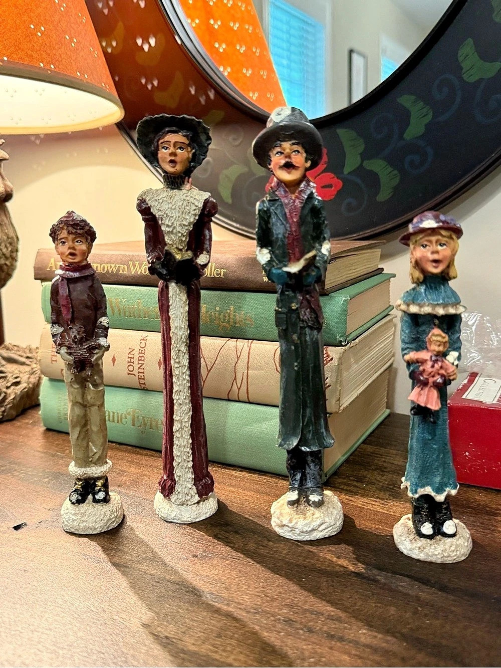Windsor Collection Carolers Collection Set of 4 Figurines Set of 4 Holiday